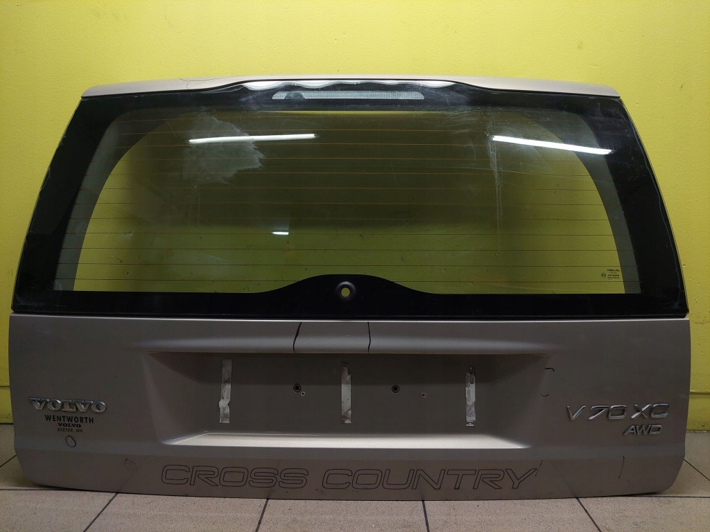 фото №1, Volvo xc70 ii kombi задняя крышка багажника лак 446-46