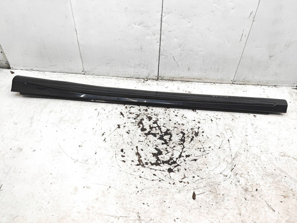 фото №1, Mercedes-benz a w176 молдинг поріг ліва amg a1766980054