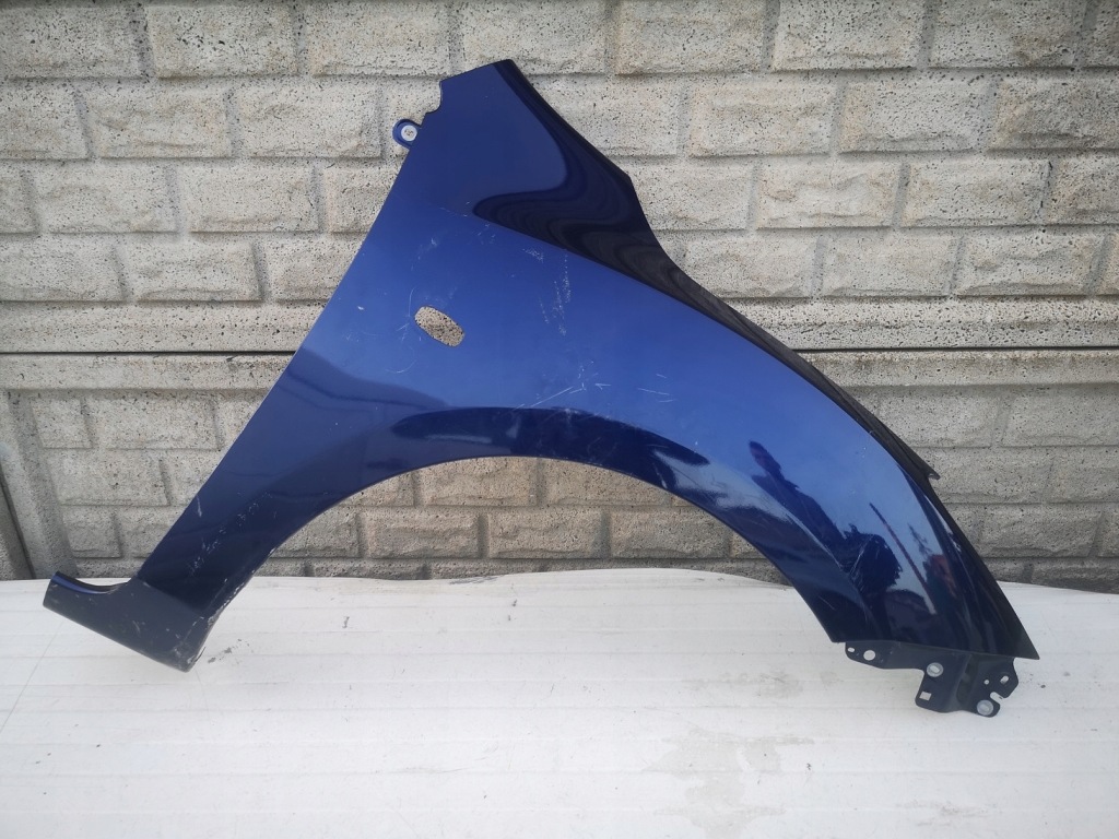 Купить Mazda 3 3 2008-2013 крыло  передний правый  оригинал