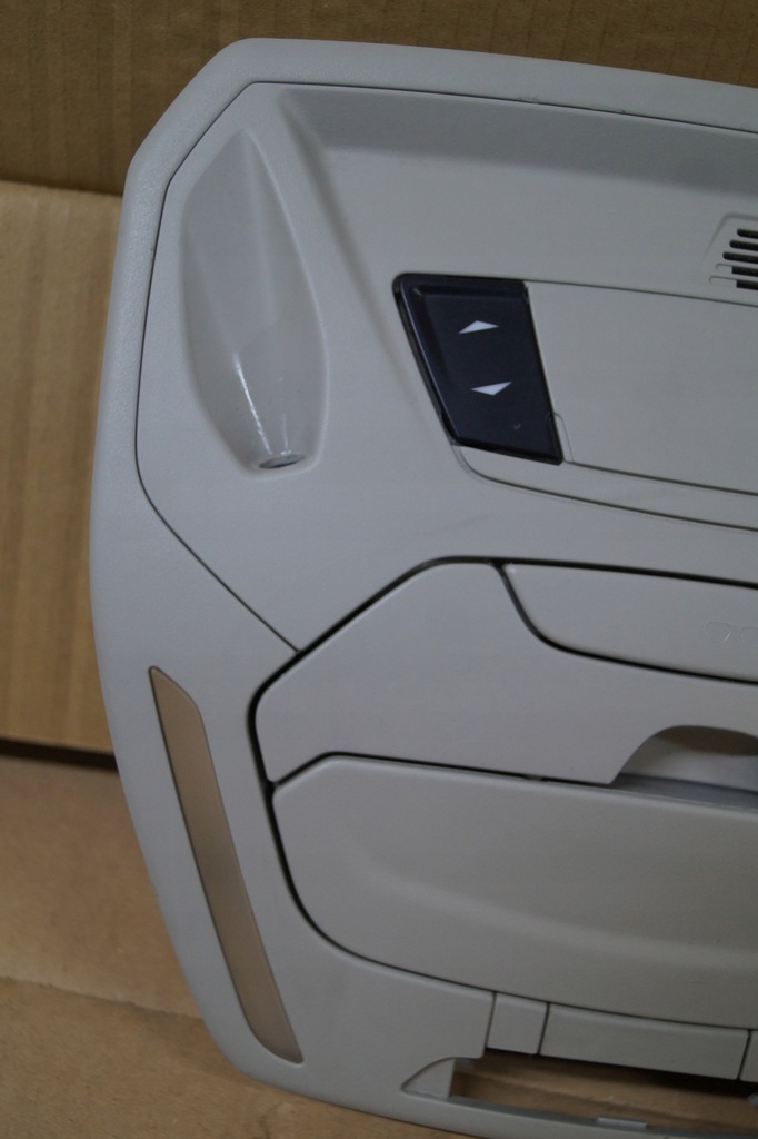 фото №7, Лампа бардачок потолочный панорама c-max mk2