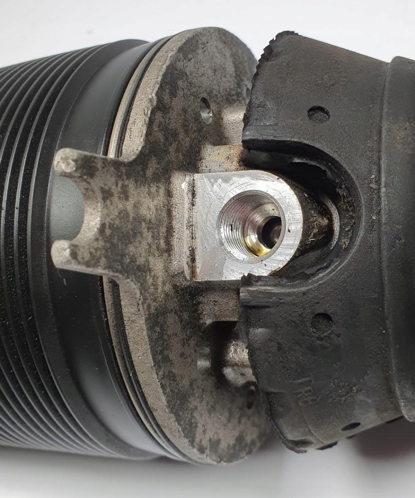 Амортизатор правый задний  abc mercedes sl r230 amg Доставка