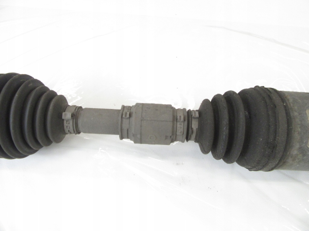 Привідний вал перед права mazda 3 bl 2.2 mzr-cd r2aa gg6425500 Зі Шроту