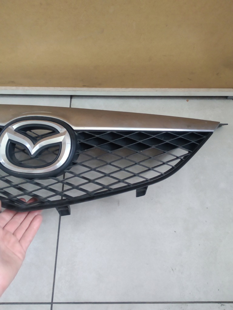 Решётка  решётка радиатора mazda 6 02-08 в Украине
