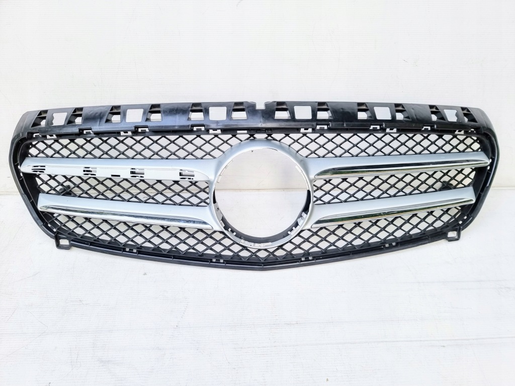 фото №1, Решётка радиатора mercedes a-klasa w176 a1768830260