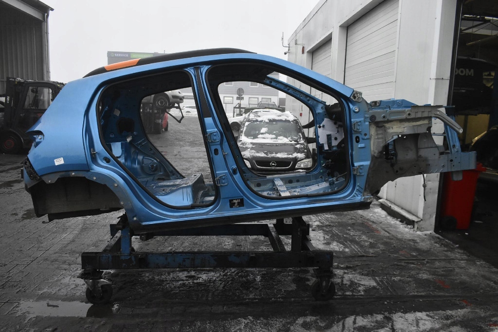 фото №5, Чверть крила лівий правий задня лонжерон поріг блок двигуна dacia spring 21-