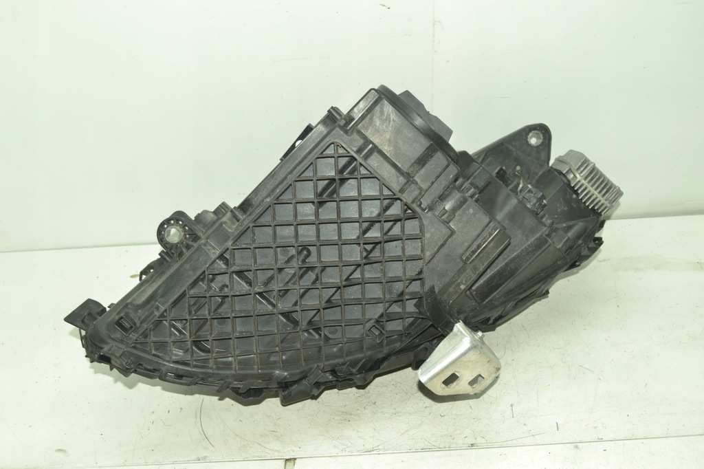 фото №10, Лампа правая передняя mercedes eqc 293 19-22r a2939060201