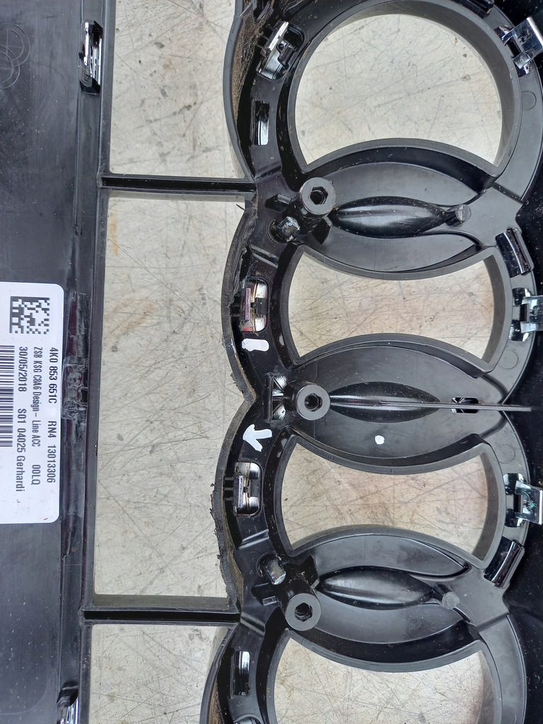 фото №7, Решітка радіатора решітка радіатора audi a6 c8 4k0853651c