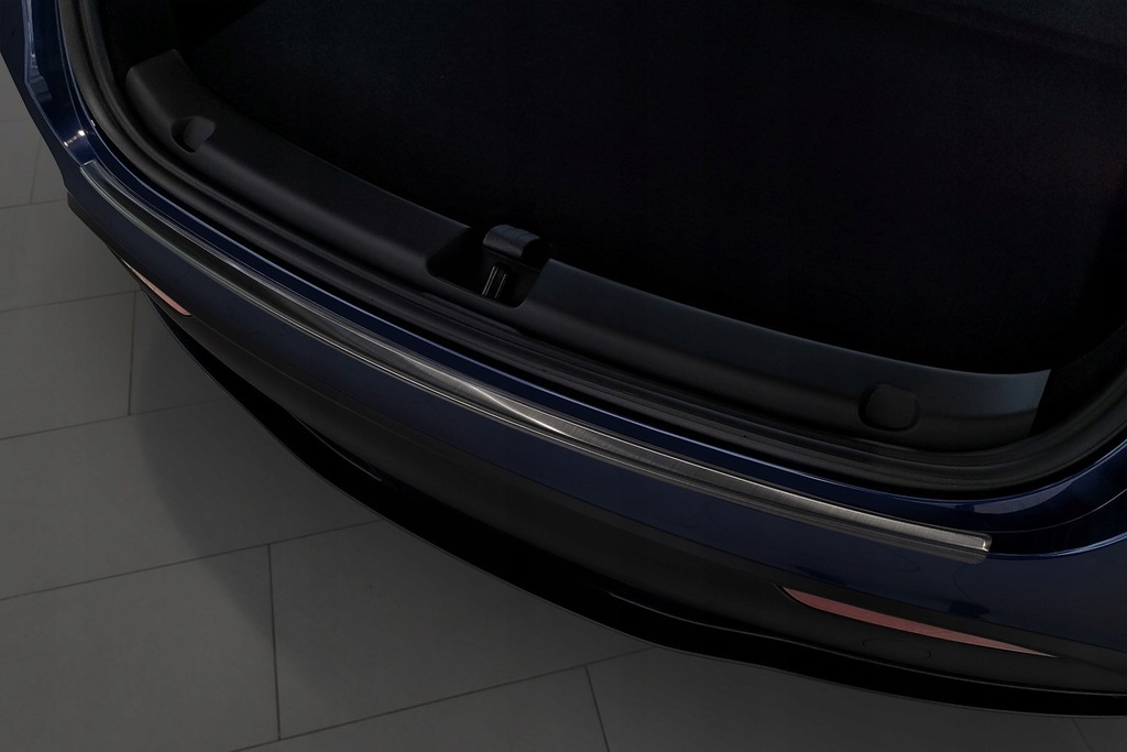 фото №12, Накладка na бампер задній do tesla model y czarna