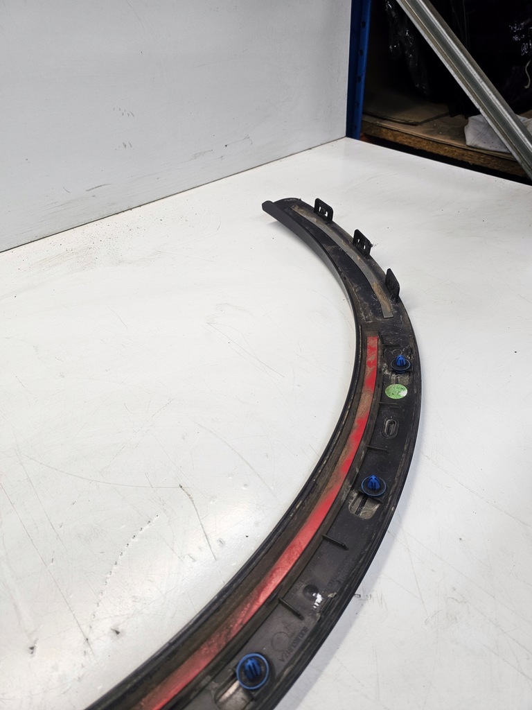 фото №8, Молдинг крыла левый задняя audi q3 8u 8u0853817a чёрный блеск