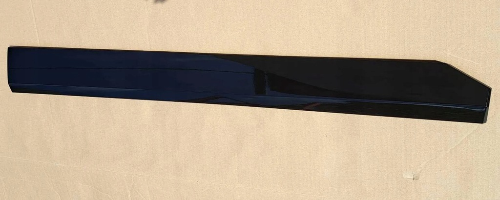 фото №4, Hyundai kona ii electric молдинг дверь правый перед