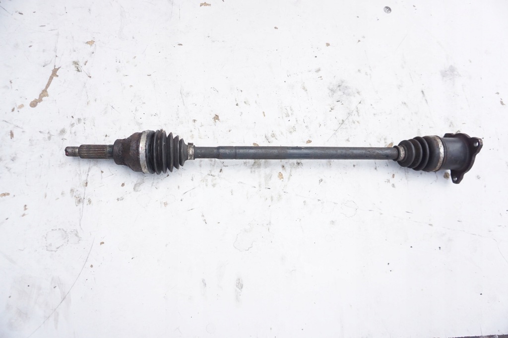 фото №1, Приводной вал правый задняя fiat sedici 1.6 16v