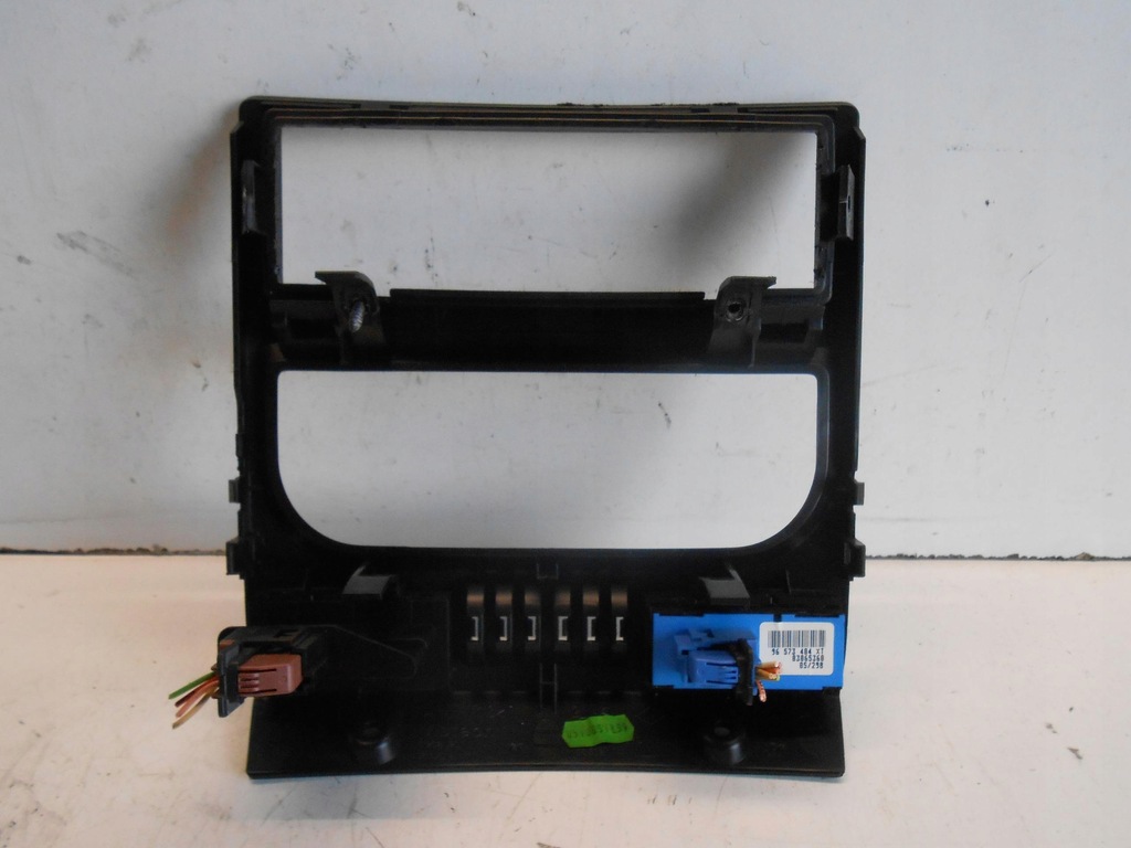 фото №2, Рамка захист радіо консолі peugeot 1007 #