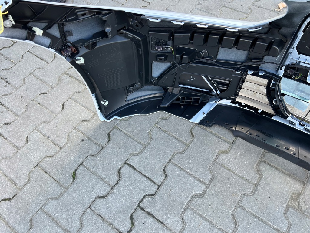 фото №13, Бампер перед передний bmw i4 g26 цвет a300