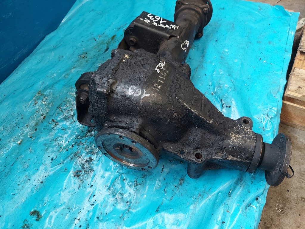 фото №10, Редуктор диференціал terrano 2.7 tdi 121197 перед