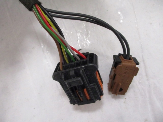 фото №8, Peugeot 308 t9 дзеркало праве 9 pin