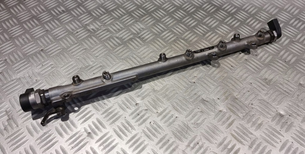 Bmw e60 e65 e70 e90 3.0 d m57n2 молдинг упорскування датчик пального 7795514 12r Оригінал