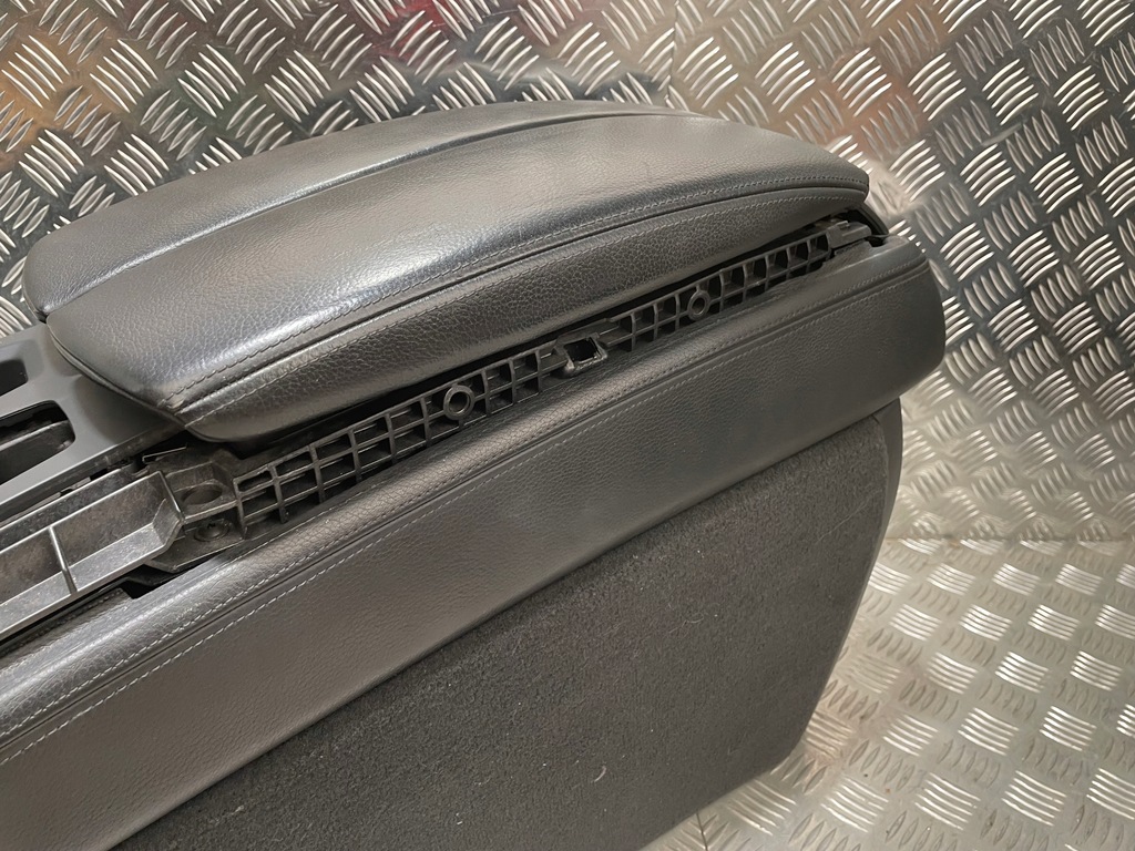 фото №8, Туннель средний подлокотник чёрный bmw x6 m e71 europa