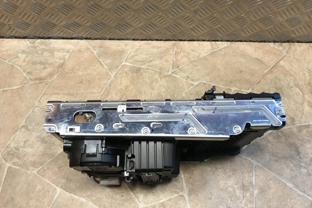 фото №12, Кронштейн na кружки bmw 7 g11, g12 9302629 3.0l дизель 294kw 2016