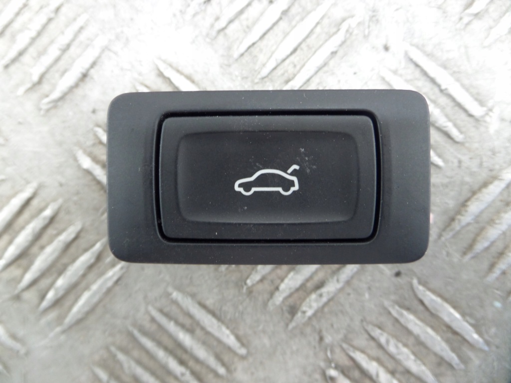 фото №1, S7 4g a7 кнопка открывания крышки 4g0959831a rs6 c7