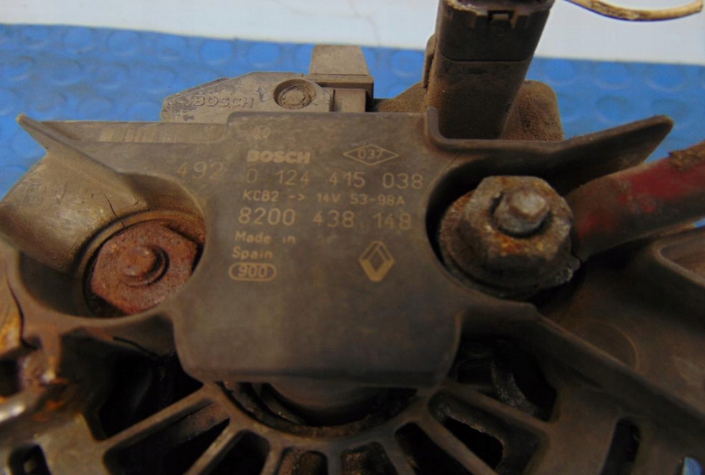 фото №4, Dacia logan i 1.4mpi генератор 0124415038