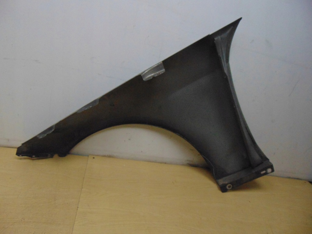 Крыло  правый  перед mercedes e.kl w212 a2128810201 в Украине