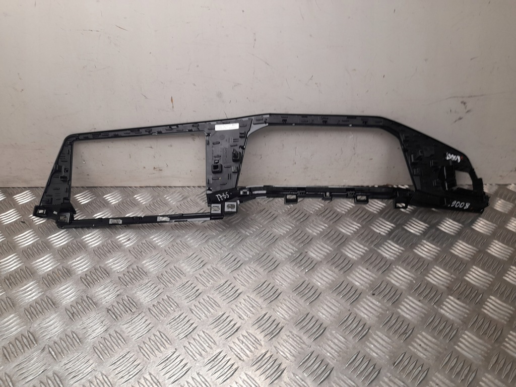 фото №5, Захист volkswagen golf viii variant cg5 2021 панель приладів приладова мультимедіа