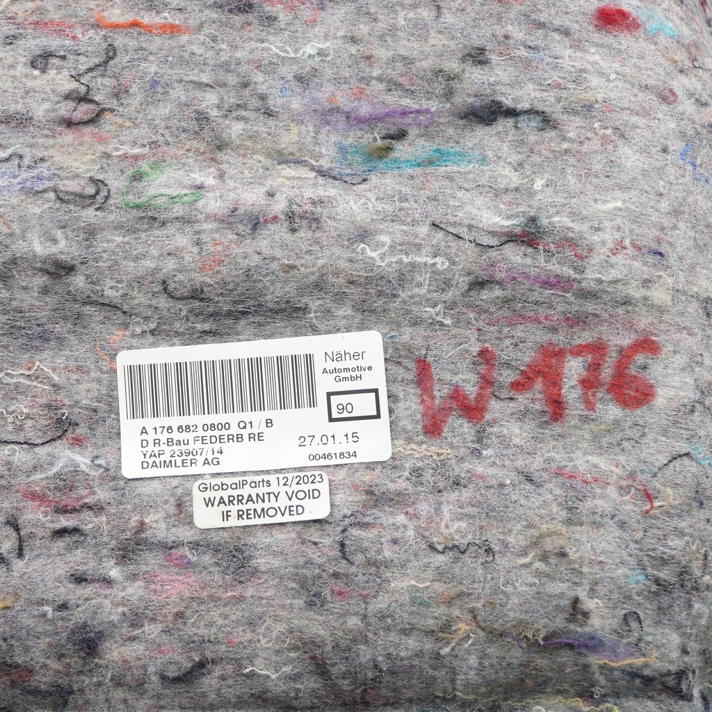 фото №9, Mercedes w176 защита изоляция шумоизоляция подкрылок правый задняя a1766820800