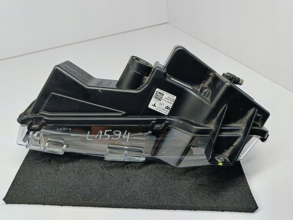 Tesla model y my 20- протитуманна фара drl лівий протитуманний led 1507932-10-c Доставка