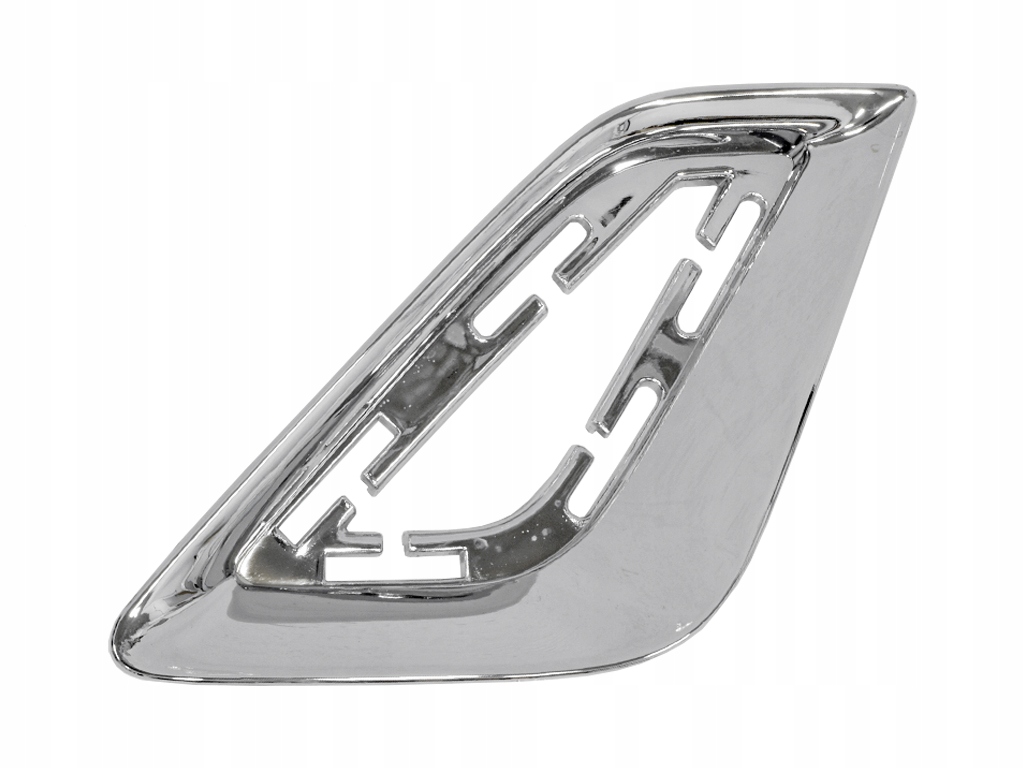 фото №1, Mitsubishi outlander 2019- накладка бампера права