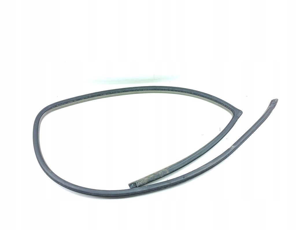 фото №1, Прокладка стекло правый задняя mitsubishi l200