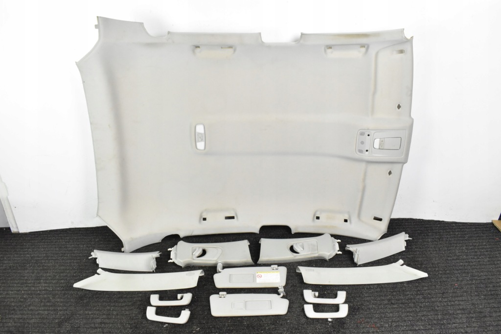 фото №1, Потолок обивка обшивка стоек защита солнцезащитные audi q3 8u