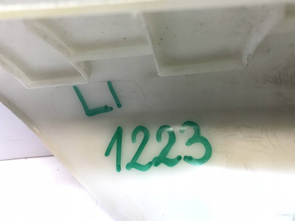 фото №9, Volvo v40 ii захист стійка ліва передня 31102345