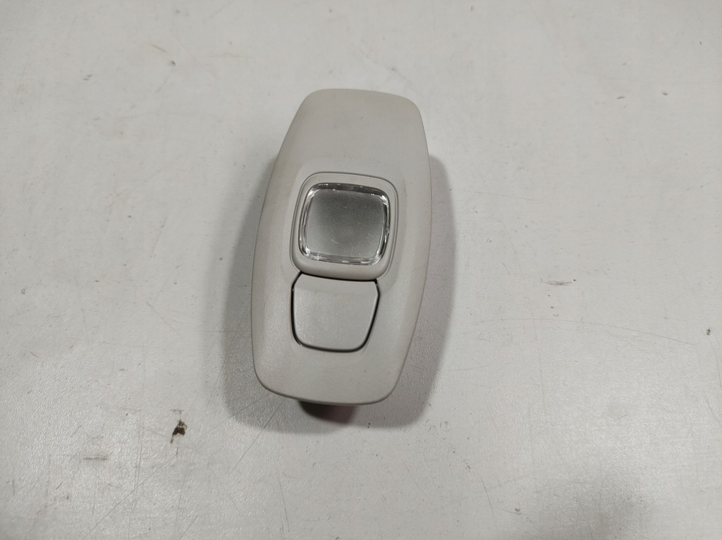 фото №1, Renault kadjar 16r- лампа стельовий освітлення 264304513r