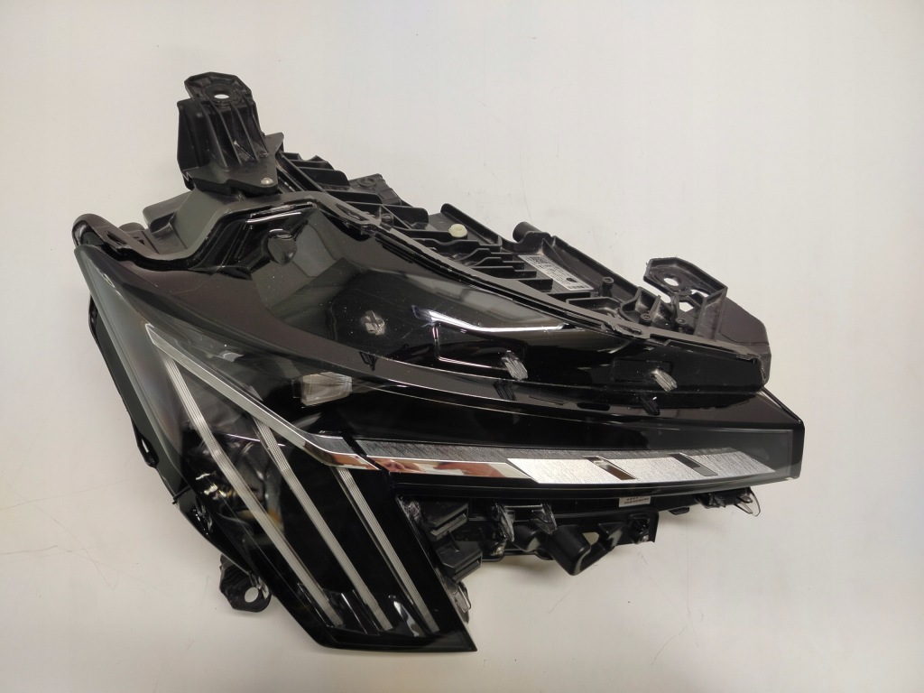 Peugeot 508 2 рестайлинг  full led фара правая левая Киев