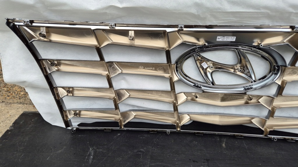 Решітка  радіатора решітка радіатора hyundai tucson iv 20- n-line 86351-n7ca0 нова оригінал ! Оригінал