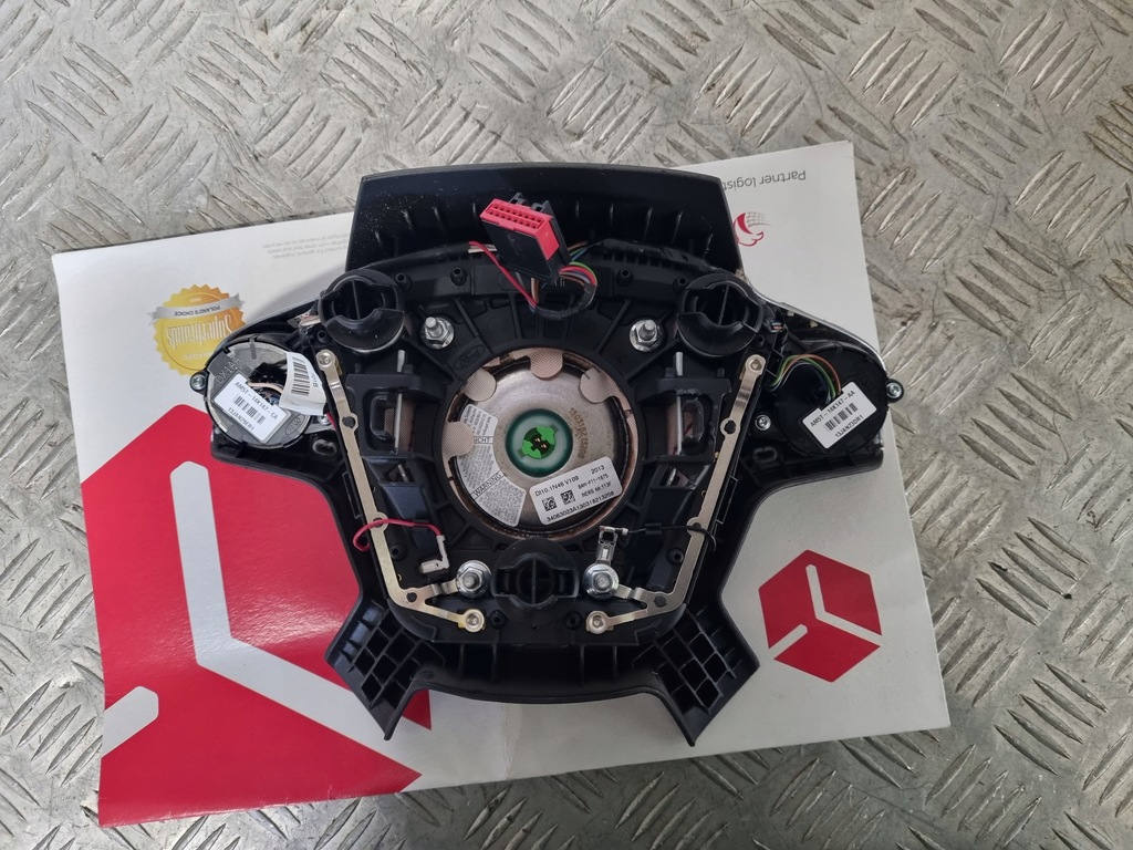 фото №5, Ford focus mk3 kuga подушка водителя оригинал