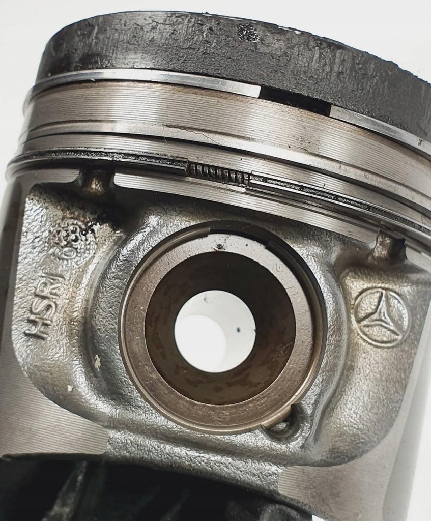 фото №9, Поршень + шатун mercedes w169 w245 2.0 cdi 640940