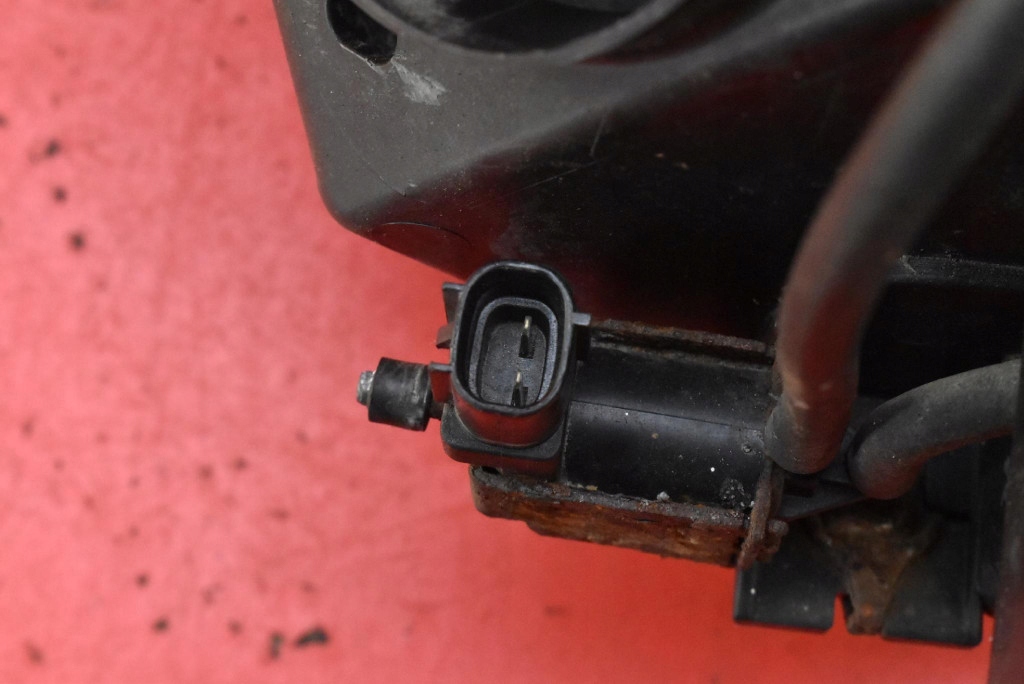 Корпус фильтра воздуха mn115515 mitsubishi eclipse 4 iv 4g 3.8 v6 265 km Оригинал