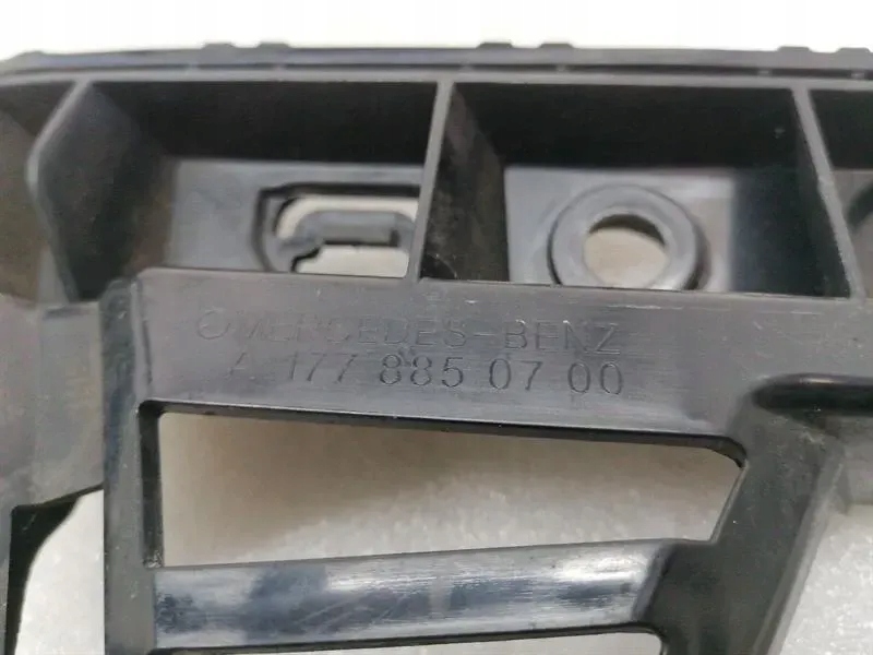Mercedes a klasa w177 кронштейн бампера a1778850700 кронштейн задній Київ