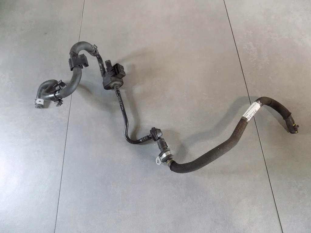 фото №1, Audi s8 a8 d4 шланг клапан 079133240ah