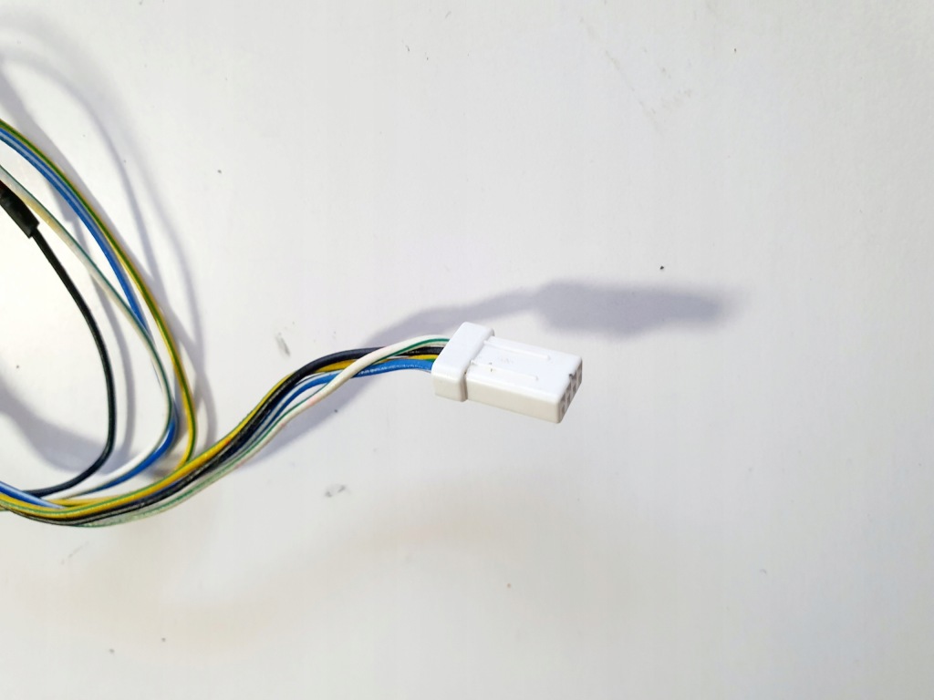 фото №3, Штекер фотохромный ассистент 4pin volvo s60 iii v60 xc60 ii