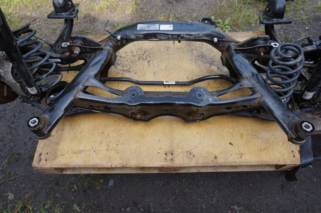 фото №9, Oś балка задняя vw passat b8 4x4 3q0505235m