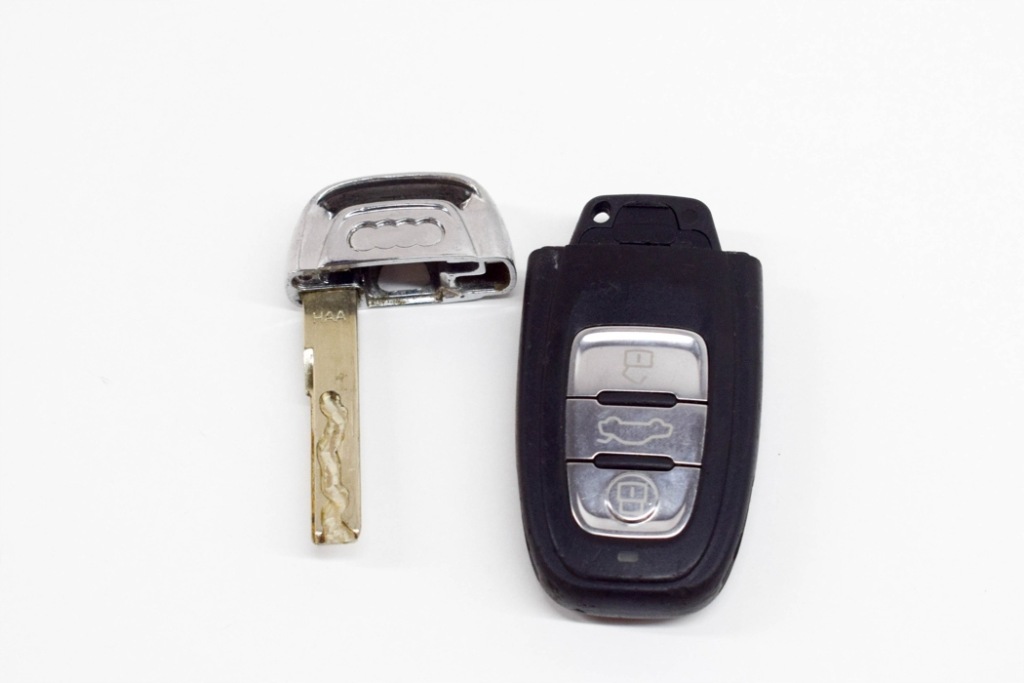 фото №5, Audi a5 8t8 замок запалювання з ключ 8k0959754h 8k0909131d 2.0 дизель 130kw 20