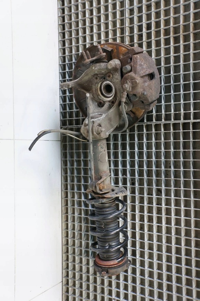 фото №6, Поворотный кулак амортизационная стойка правый перед vw passat cc 2.0