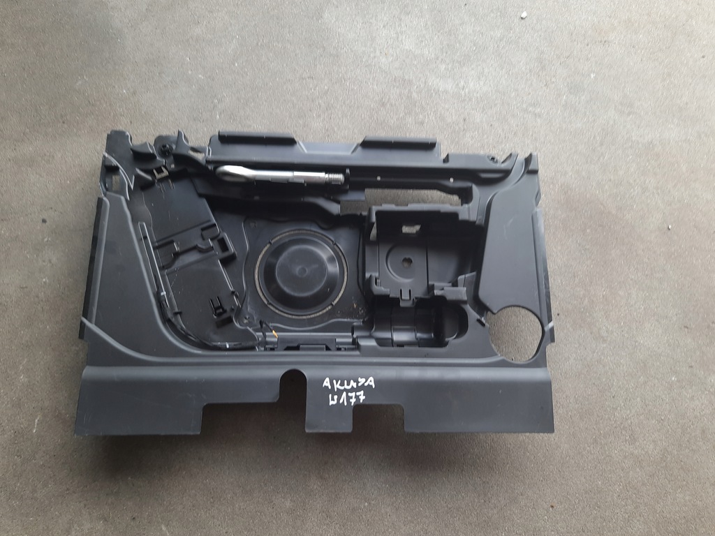 фото №1, Вкладыш колеса запасного mercedes a-klasa w177