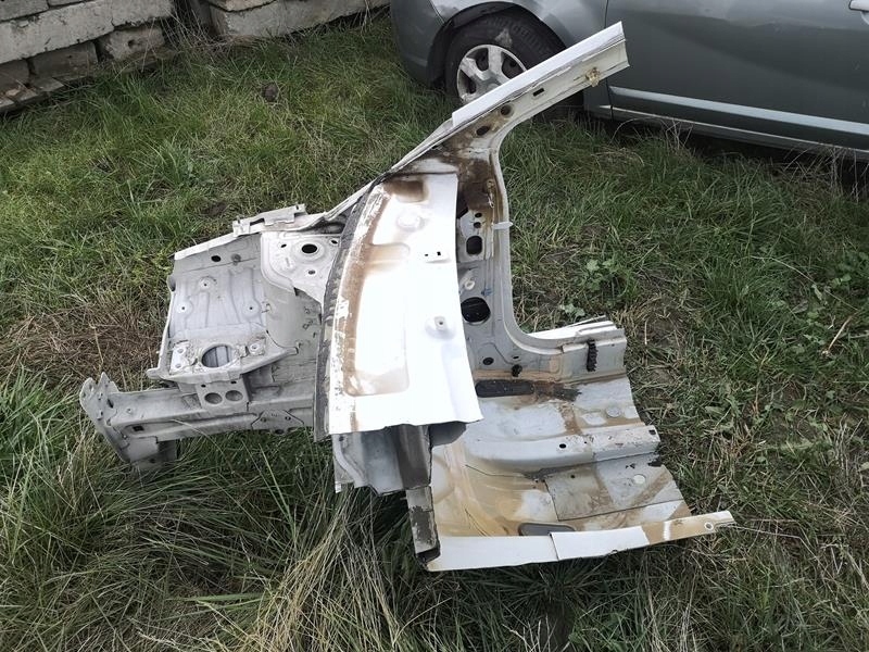 фото №3, Четверть лонжерон правый перед renault clio iv rs