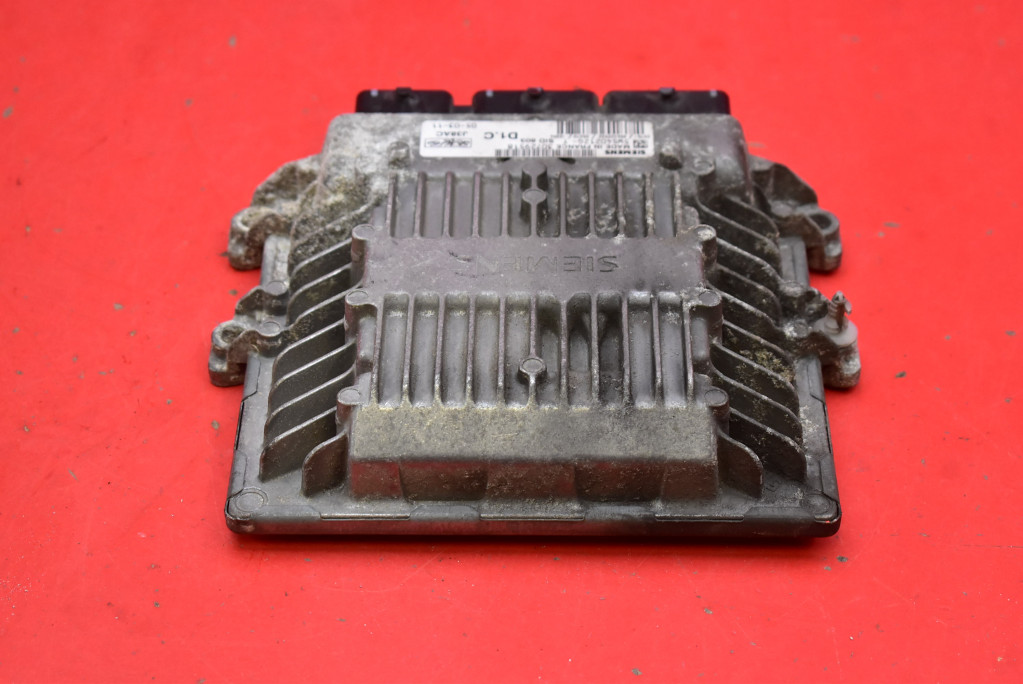 фото №5, Бортовой компьютер блок управления двигателя 30729518 volvo v50 2.0 d 136 km 03-11