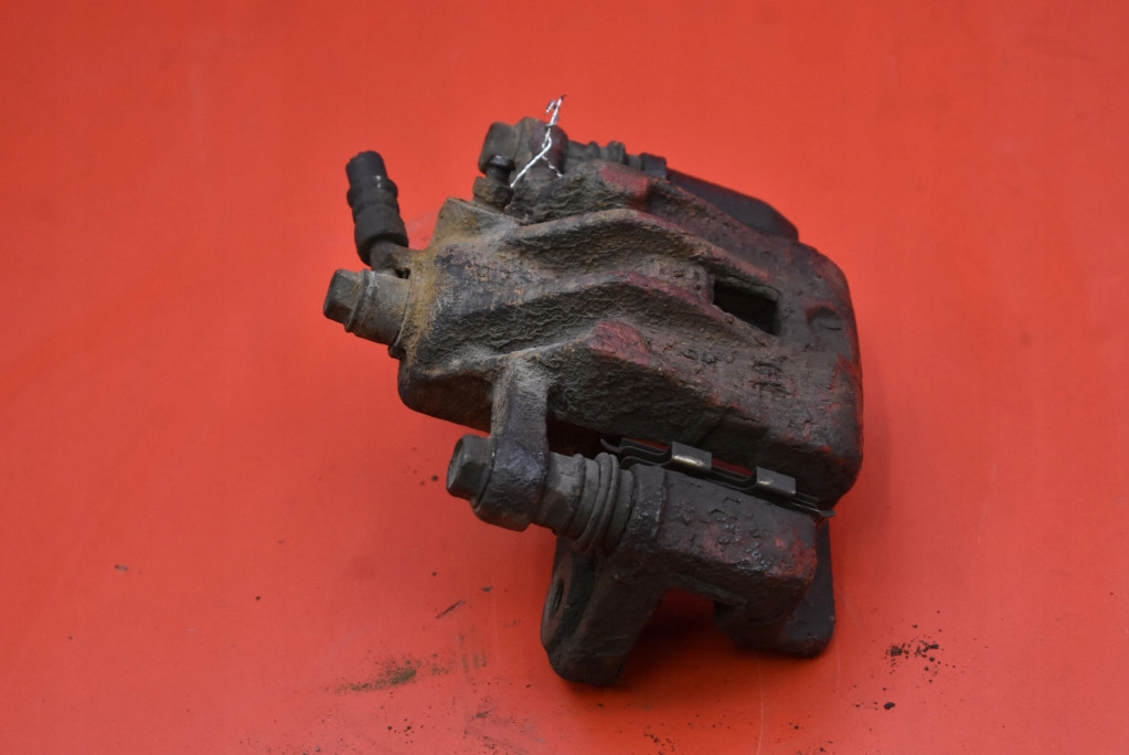 фото №7, Суппорт тормозной левый задняя hyundai tucson 1 i 2.0 16v 141 km 04-10