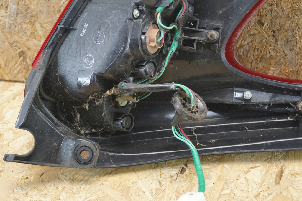 фото №12, Лампа правий задня nissan juke f15