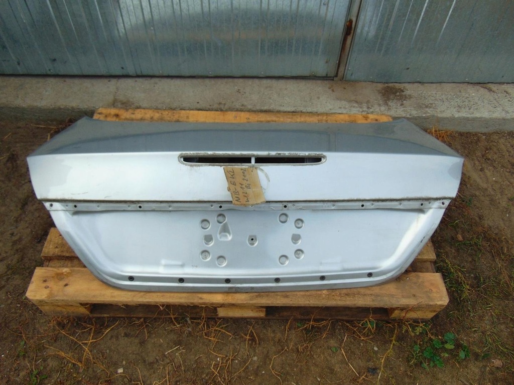 фото №1, Крышка багажника задняя задняя mercedes w211 744
